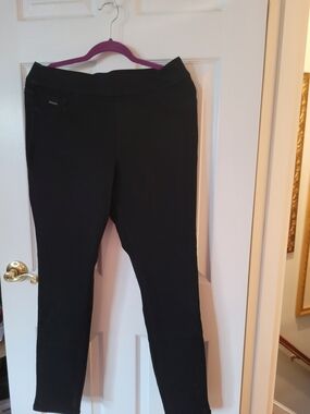 Nine West Black Slim Pull-On Pants